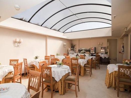 Ponte Milvio Hotel