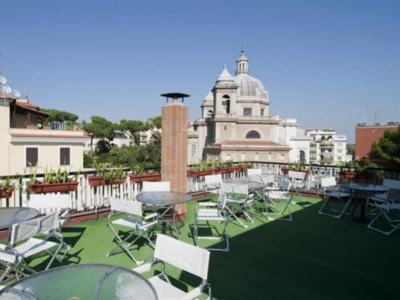 Ponte Milvio 3* Roma